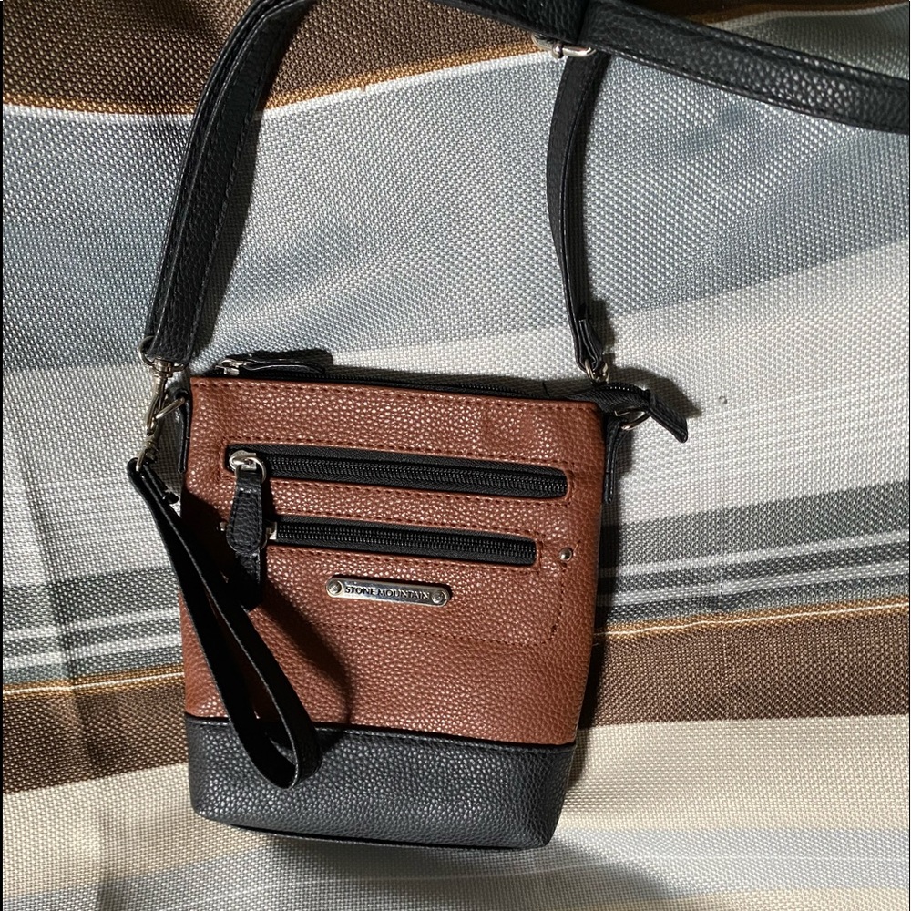 Stone Mountain crossbody bag